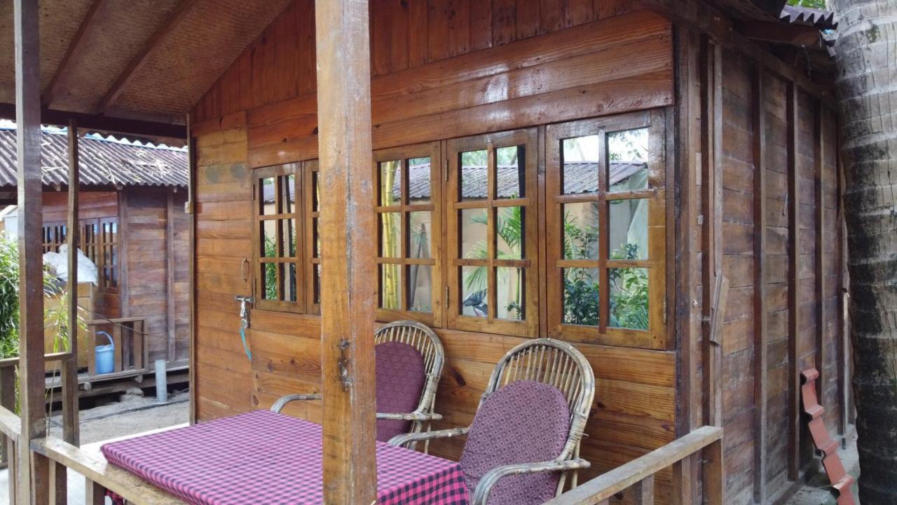 Fernandes Bar And Restaurant Bed & Breakfast Canacona Exterior photo