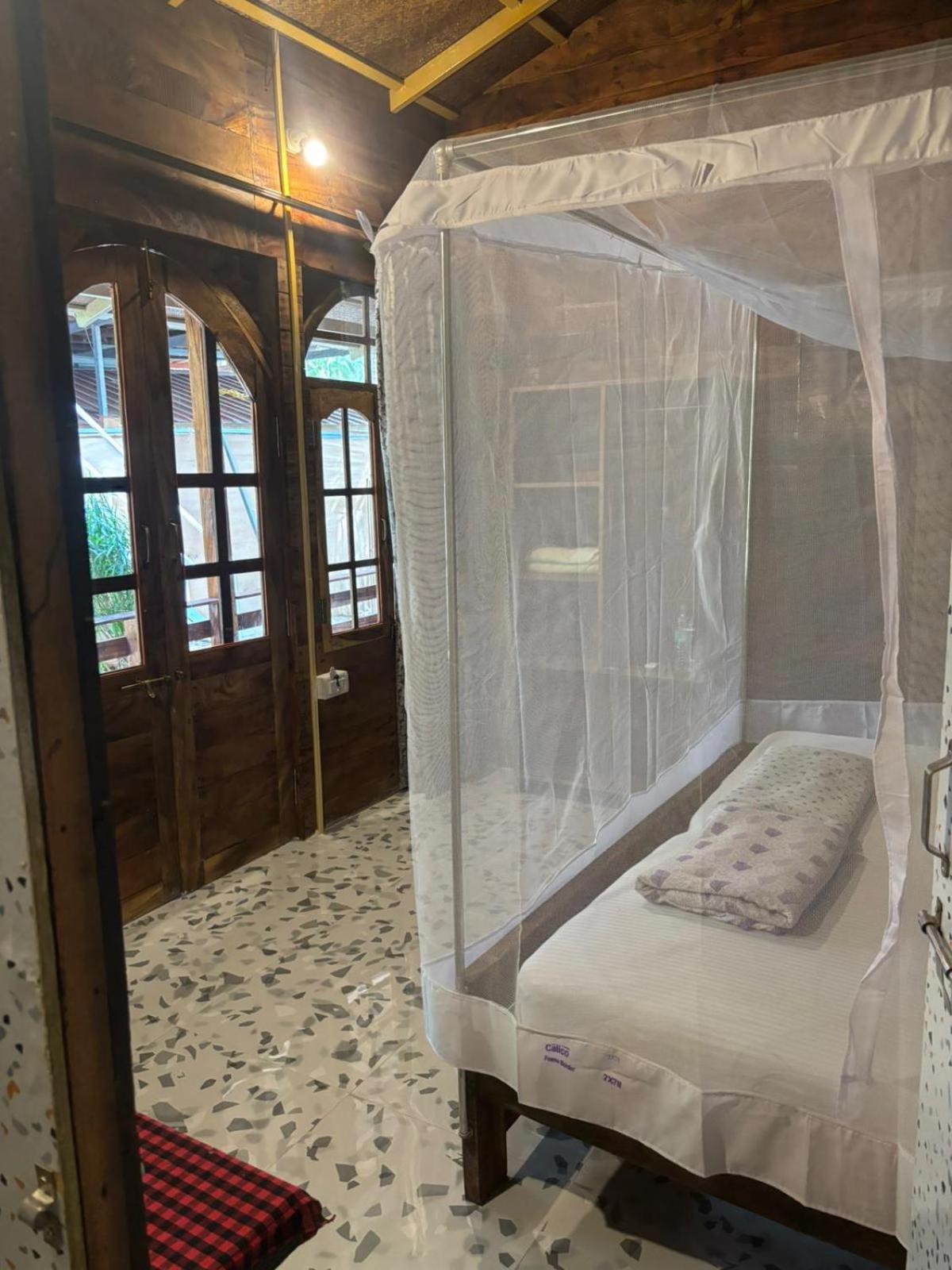 Fernandes Bar And Restaurant Bed & Breakfast Canacona Exterior photo